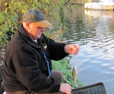 I love catching roach